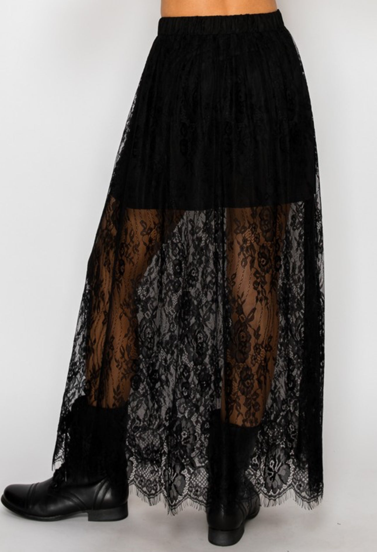 Lace skirt