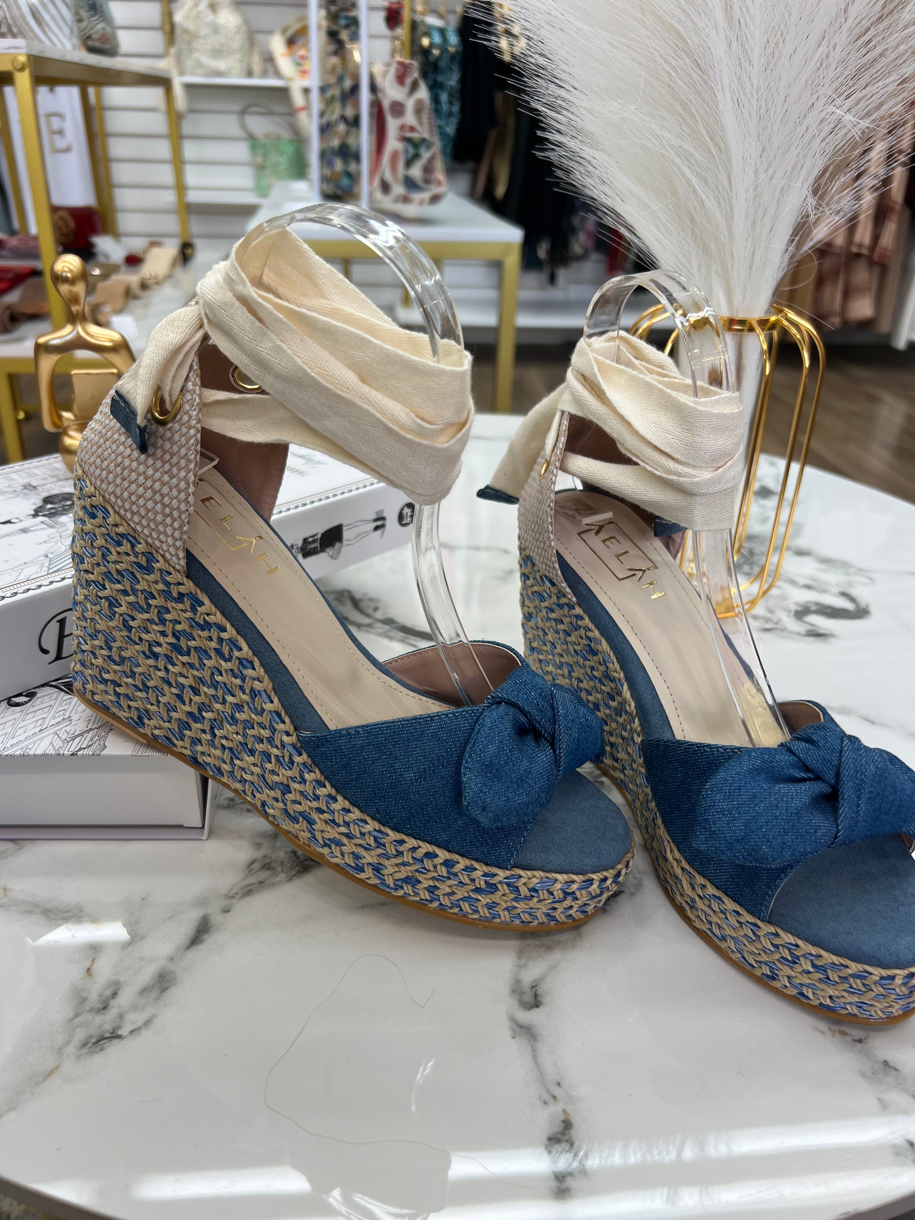 SHOES